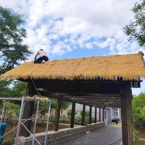 Künstliches Strohdach, Synthetisches Palmenstroh, Synthetisches Strohdach, Künstliche Mexikanische Strohrolle, Gefälschte Strohdach, Simulation Strohfliese Für Garten Ssonnensc