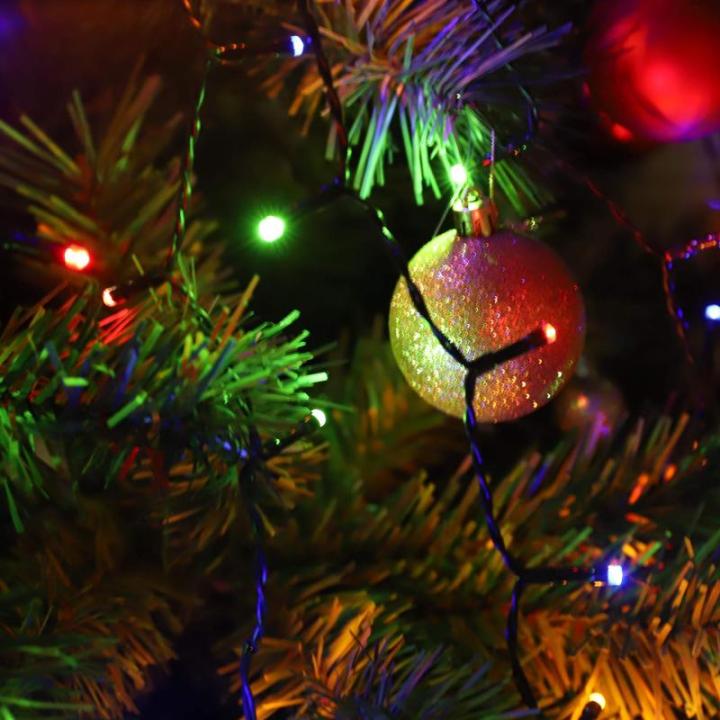 2m kerstboom Werplichtketting met ring, kerstboomverlichting Overworplichtketting met 8 slingers 280 LED-lichtketting voor 150cm 180cm 210cm 240cm boom - kleurrijk