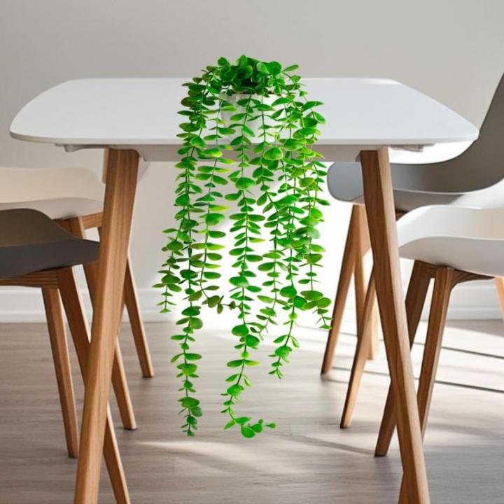 Kunstmatige eucalyptus (60 cm) in witte keramische pot: kunstmatige hangplanten | kunstmatige planten als echt | hangende | kunstplant hangend in pot | kunstplant kunstplant