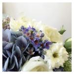 Kunstblumen Seidenblumen-Set mit Glasvase – Elegantes künstliches Blumenarrangement für Zuhause, Wohnzimmer, Esstisch, künstliche Dekoration für jeden Anlass