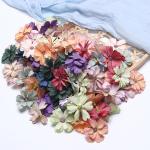 50 stuks bloemen om te knutselen, bloemendecoratie, kleurrijke kunstbloemkoppen, decoratie, zijden bloemen voor knutselen, om te knutselen, klein voor bruiloft,