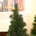 Miniatuur kerstboom mini ornamenten tafelblad kleine kunstmatige kerstboom duurzame kunstmatige kerstboom perfect voor binnen en buiten vakantie decoratie, 20 cm en 30 cm, groen