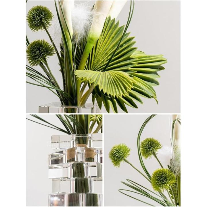 Kunstblumen Einfaches künstliches Blumenarrangement – ​​romantische Kunstpflanzen in Einer Glasvase für Wohnzimmer, Hotel und Heimdekoration für jeden Anlass
