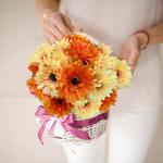 4 bundels van 20 hoofden kunstmatige madeliefjes bloemen, 2 kleuren zijden gerbera madeliefjes bloemen realistische kunstbloem voor thuiskantoor feest bruiloft middelpunt decoratie