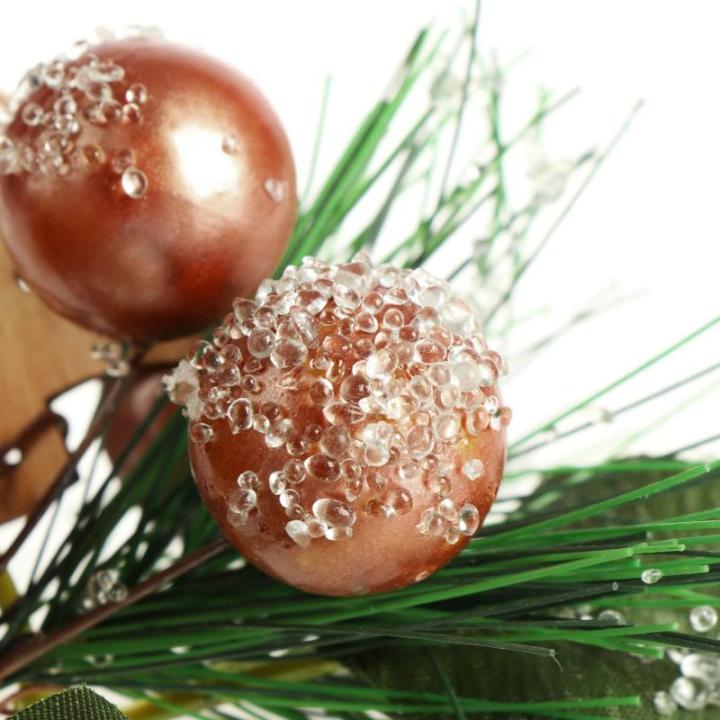 6 x decoratieve maretak, decoratieve maretakjes om op te hangen, decoratieve takken als knutselbenodigdheden, verfraait geschenken en potpourris (6 stuks - rood + groen + wit)