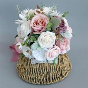 Hochzeitsstrauß for die Braut mit künstlichen Blumen, Rosen, künstliche Seidenblumen, kleiner, weißer, rosa Blumenstrauß, Heimparty, Winterhochzeitsdekoration, künstliche Blu