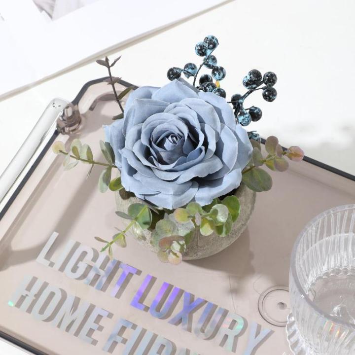 Kunstroos bloem met pot, combinatie van namaakzijden roos en groen, kleine kunstplant met eucalyptusbladeren voor slaapkamer, boekenkast, decoraties (1, blauwe roos)