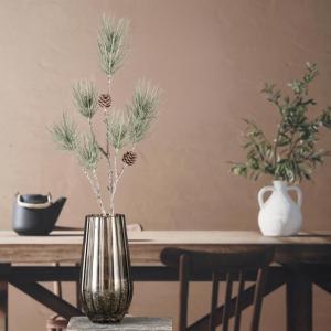Kerstdennentak, grijs-groen, 72 cm, kunstdennentak met natuurgetrouwe dennenappels en naalden, kerstdecoratie, tafeldecoratie voor Kerstmis, kerststuk