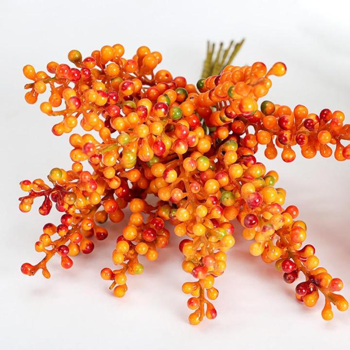Simulierte Beerenzweige, 12 Stück, Künstliche Beeren, Biegbare Stiele, Zweige, Künstliche Früchte, wasserdichte Beerenzweige für Zuhause, Haus, Küche, Tisch, Korb (D)