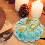 Glaskürbis Transparent Blue Crystal Thanksgiving Kürbisfiguren mit Stielrund 3x4 in geblasenem gepunkteten Glaskürbisdekor, (Stil 1) Innendekoration