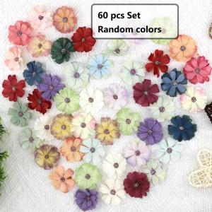 60 stuks om te knutselen, kleine kleurrijke madeliefjes, kleine zijden bloemen, decoratie voor bruiloft, feest, doe-het-zelf slingers, hoofdband