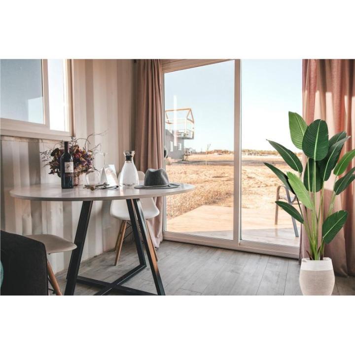 Kunstplant, kunstboom, kunstplant, decoratieve bananenplant in zwarte pot, groot en zeer realistisch, groen (120 cm)