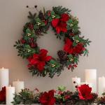 50pcs Gold Weihnachten Ornamente Set Mini Faux Holly & Berry Dekoration DIY Weihnachtsblumen Dekor mit Drahthalterung für schwimmende Kerzen Vase Urlaubsdekor, Weihnachtsschmuck