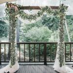 4 stuks kunstslingers, eucalyptus met wilgenbladeren, groene bladeren, witte bloemen, slinger, , hangplant voor achtergrond, bruiloft, decoratie, tafelloper, middenstuk