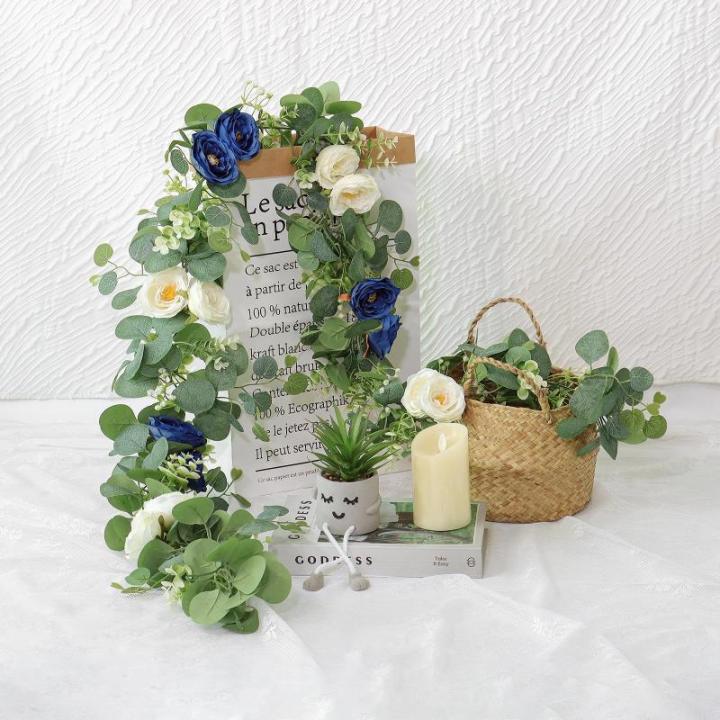 Künstliche Eukalyptus-Blumengirlande mit blau-weißen Rosen, Kunstpflanzen, Seide, Blumengirlande, Schleierkraut, Efeu-Ranken, für Hochzeitsdekoration, Zuhause, Party, Tischläuf