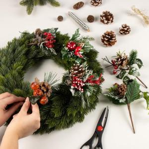 6 x decoratieve maretak, decoratieve maretakjes om op te hangen, decoratieve takken als knutselbenodigdheden, verfraait geschenken en potpourris (6 stuks - rood + groen + wit)