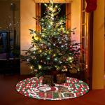 Kerstboomrok, 120 cm, groen-rode kerstboomdeken, grote kerstboomdeken met kerstman, polyester dennenboomdeken, retro kerstboomdeken voor winter, Kerstmis, feestdecoratie, binnen en