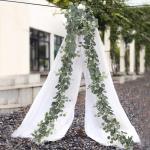 4 stuks kunstslingers, eucalyptus met wilgenbladeren, groene bladeren, witte bloemen, slinger, , hangplant voor achtergrond, bruiloft, decoratie, tafelloper, middenstuk