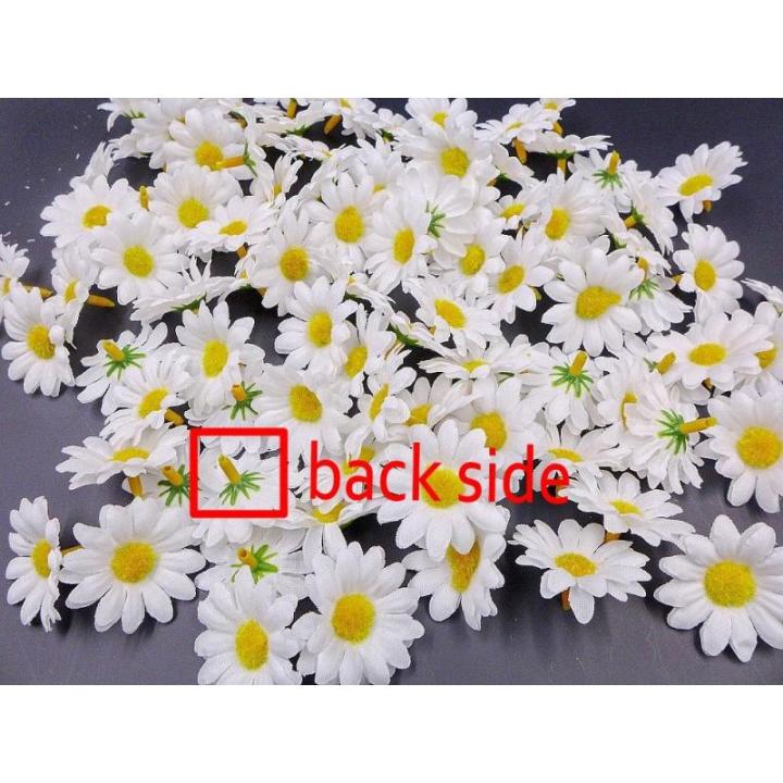 100 x Witte kunstmatige madeliefjes kunst madeliefje stof bloemen hoofden, feest bruiloft tafel verstrooit tafel confetti plakboek accessoire kaart maken decoratie