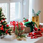 Mini-Weihnachtsbaum, 30,5 cm, künstlicher kleiner Weihnachtsbaum mit Jute-Basis, Tisch-Weihnachtsbaum, Kiefernbaum, für Innenbereich, Heimdekoration, Urlaubsdekoration (B)