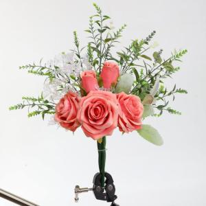 met vaas kunstroze roze rozen bloemen in vaas nep eucalyptus plant bloemstuk voor tafel middenstukken, babyshower, thuis keuken kantoor coffeeshop decoraties