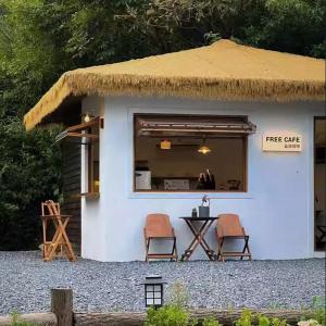 Künstliches Strohdach, Gefälschtes Strohdach, Künstliche Mexikanische Strohrolle, Synthetische Palmenstroh Paneele, Strohsimulationsrolle Aus Kunststoff Für Garten Terrasse Hü