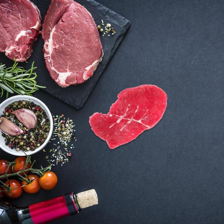 Imitatie van steaks Mini Voedsel Miniatuur Decoratie Plantaardige Voedsel Levensechte Gekookte Steaks Gesneden Rundvlees Gesimuleerde Steaks Kunstmatige Steaks