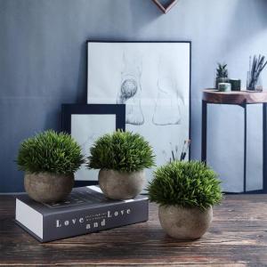 van kunststof groene planten in pot met meerdere lagen gras voor thuis en op kantoor, set van 3 stuks