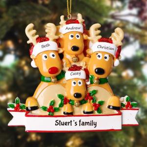 Gepersonaliseerde kersthangers met 2/3/4/5/6/7/8 familienamen - 2023 kunsthars kerstboomversiering gepersonaliseerde familie, partners en vrienden 4