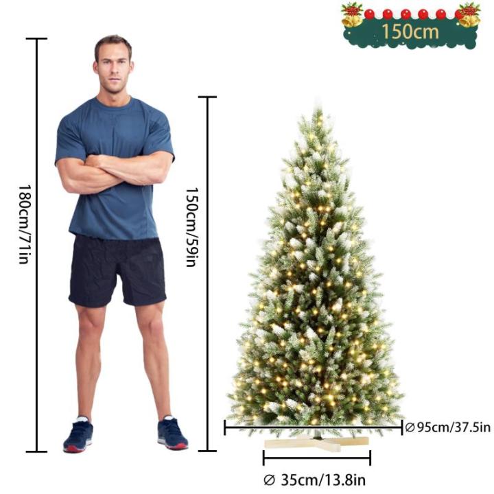 Kunstkerstboom met verlichting, 150 cm, PVC/PE, natuurgetrouw met sneeuwpunten en houten sokkel, kerstboom, kerstdecoratie