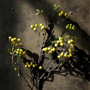 Künstliche Beerenzweige mit langem Stiel, 60 cm, grüne Beerenstiele, künstlicher Beerenstrauß für Tischdekoration, Vase, Heimdekoration, Weihnachtsdekoration, 4 Stück