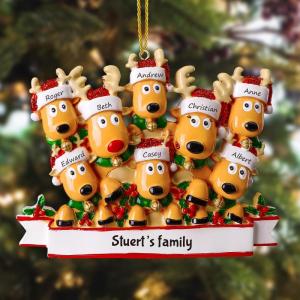 Gepersonaliseerde kersthangers met 2/3/4/5/6/7/8 familienamen - 2023 kunsthars kerstboomversiering gepersonaliseerde familie, partners en vrienden 8