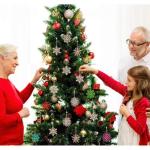 18 x sneeuwvlokken van hout, 9 designs, kerstboomversiering, houten sneeuwvlok, 7,5 cm, houten hangers Kerstmis met henneptouw, onafgewerkte kerstboomhangers van natuurlijk hout vo