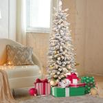 Schlanker Künstlicher Weihnachtsbaum 150 cm, Beleuchteter Beflockter Weihnachtsbaum mit 120 LED-Lichtern & beflocktem Schnee, Tannenbaum mit Zementbasis, für Innen- & Außenberei