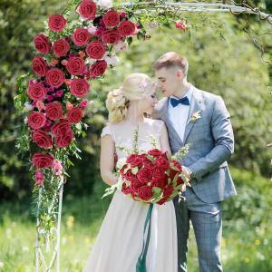 Kunstbloemen, rode rozen, 30 stuks, 8 cm, boeket, kunstdecoratie, bloemen, kunstrozen met stelen en kaart voor Valentijnsdag, tuin, verjaardag, feest, doe-het-zelf bruiloftsdecorat