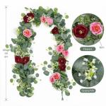 Künstliche Eukalyptus-Blumengirlande mit rot-rosa Rosen, Kunstpflanzen, Seide, Blumengirlande, Schleierkraut, Efeu-Ranken für Hochzeit, Zuhause, Weihnachten, Party, Tischläufer,