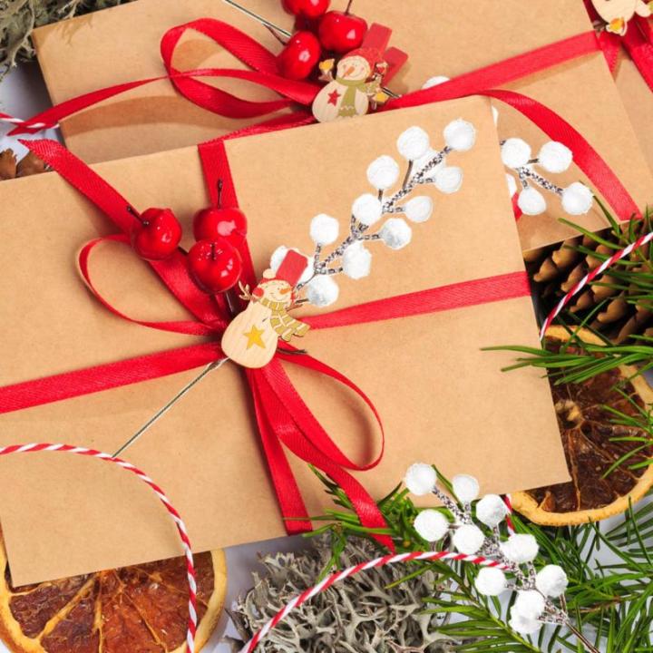 16 stuks bessendecoratie Kerstmis, kunstbessentak, kunstbessentak, witte bessentakken, decoratie voor kerstdecoratie, boeketten, woondecoratie, doe-het-zelf handwerk