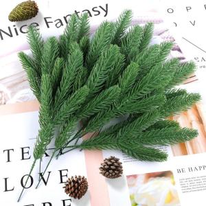 25 stuks kunstdennentakken, groene planten, dennennaalden, kunstmatige dennentakken, knutselaccessoires voor slinger, krans, kerstversiering en woontuindecoratie