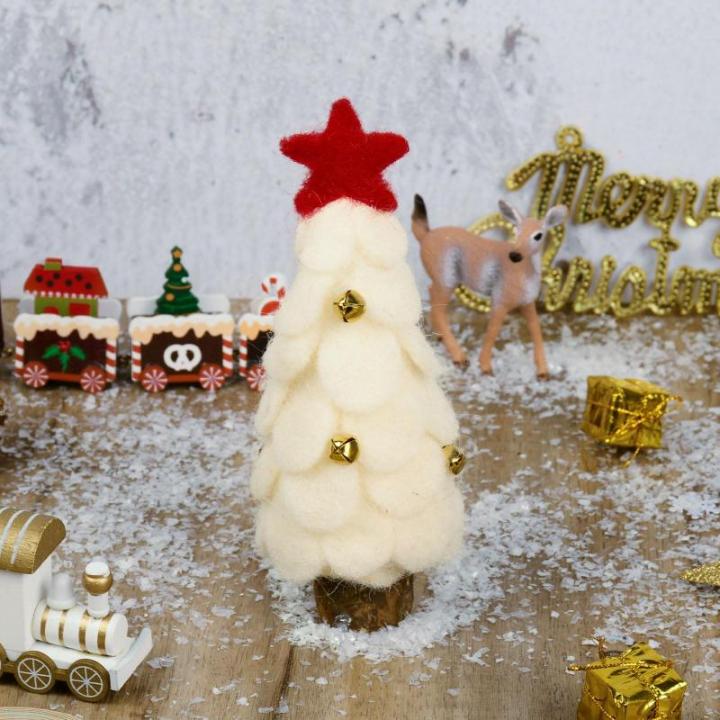 Mini-kerstboom, 17 cm, vilt met houten basis, kunstkerstversiering, miniatuur, dennenboom, tafeldecoratie, kleine kerstversiering, decoratie, geschenken, kerstdecoratie om te knuts