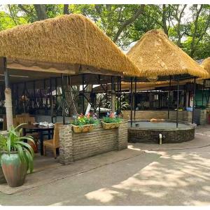 Künstliches Strohdach, Synthetisches Reetdach, Simulation Strohdach Fliese, Künstliche Mexikanische Strohrolle, Gefälschtes Strohdach Für Terrasse Pavillon Pergola Gartenzäune