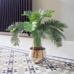 Realistische künstliche Palme und Tropische Bäume im Topf – fertig zum Ausstellen
