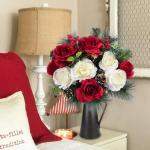 Künstliche Weihnachtsblumen, künstliche Rosensträuße, rote Rose mit Beeren, Winterblumenarrangements für Zuhause, Tischdekoration, Innen- und Außenbereich, Weihnachtsfeiertag