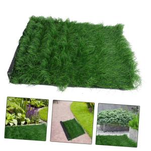 Simuliertes Stroh Grasteppich Hund Gras Pad Rasenteppich Ineinandergreifende Grasfliesen Grüne Moosmatte Grüne Grasmatte Kunstrasen Gefälschter Rasenfleck Tiki-Stroh Sport