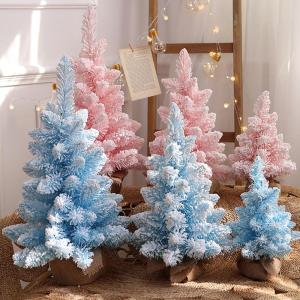 Home Table Tip Künstlicher rosafarbener Weihnachtsbaum aus Kiefernholz, Mini-Weihnachtsbaum mit Beflockung, realistische Weihnachtsdekoration für Heimbüro-Dekorationen, Tischdek
