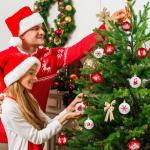 , kunststof kerstboomversiering, 16 stuks, kerstboomversiering, decoratie, Kerstmis, rood-wit, kerstdecoratie, kerstboomballen met sleutelkoord
