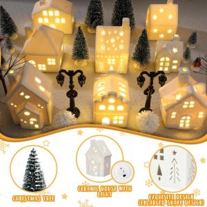 26 stuks keramische kerstdorpset 8 LED kersthuizen 16 kerstbomen voor boerderij 2 straatlantaarns kerstscène decoratie wit porselein kerstdecoratie figuren voor tafel