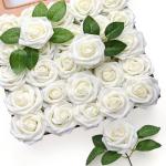50Pcs künstliche Rosenblüten, echt aussehende Elfenbein gefälschte Schaumrosen Bulk mit Stiel für Hochzeitssträuße Mittelstücke Brautdusche Home Party DIY Blumenarrangements