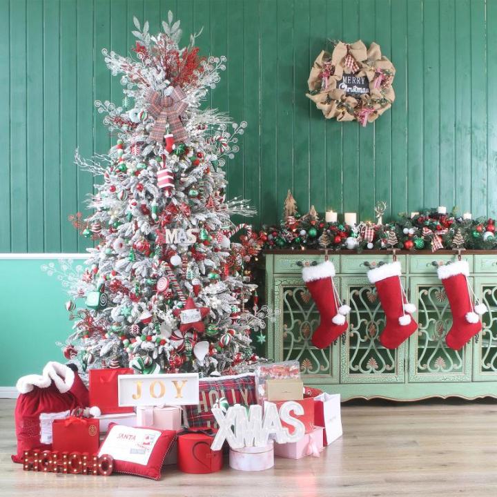 Set van 80 verschillende onbreekbare , ornamenten, decoratieve ballen, hangers met herbruikbaar cadeaupakket voor de kerstboom