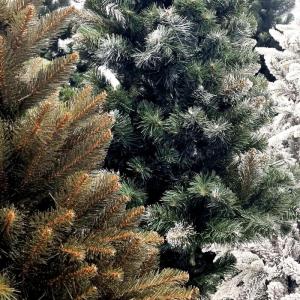Kunstkerstboom diamant grenen kunstsneeuw echte kegels 200 cm