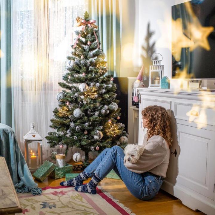 Diamantgrenen met zilveren bolletjes en rijp, kerstboom 180 van pvc-folie, kunstkerstboom met 385 takken, dennenboom met kunststof standaard, diameter ca. 110 cm (sneeuwvlok 180 cm
